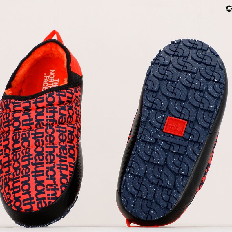 Dámske zimné papuče The North Face Thermoball Traction Mule V oranžové NFA3V1HIIR1 16