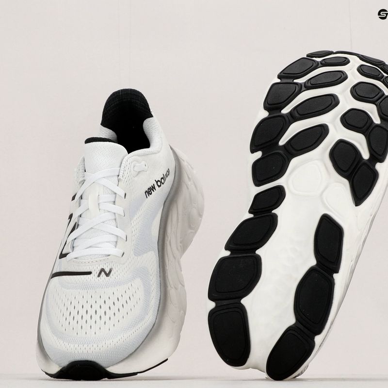Pánska bežecká obuv New Balance WMOREV4 white NBMMORCW4 18