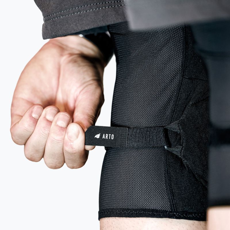 Cyklistické chrániče kolien Bluegrass Arto black 4