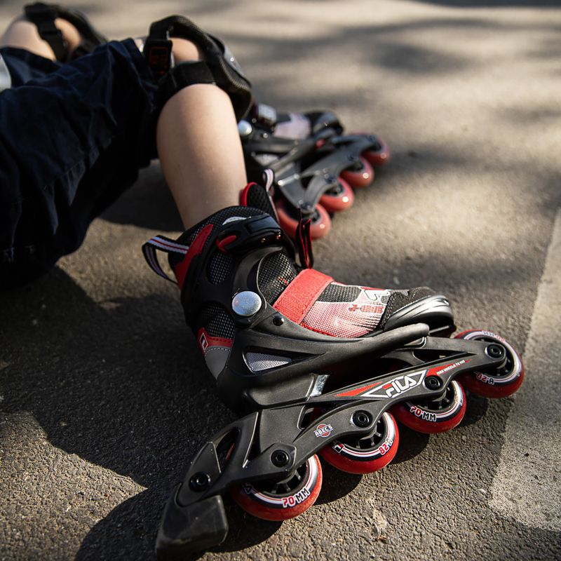 Detské kolieskové korčule FILA J One black/red 10