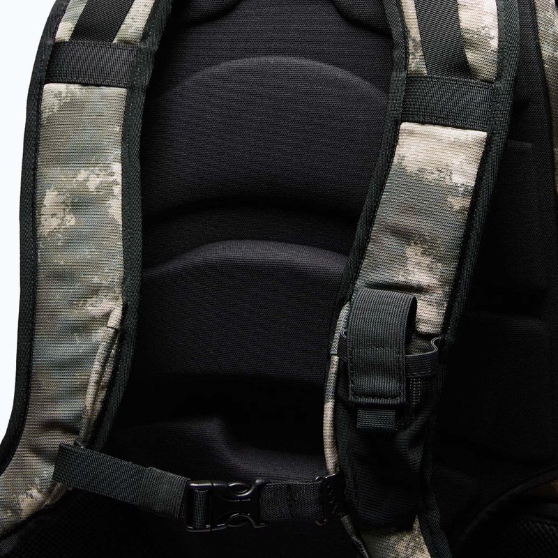 Turistický batoh Oakley Kitchen Sink 34 l off/slope camo green 7