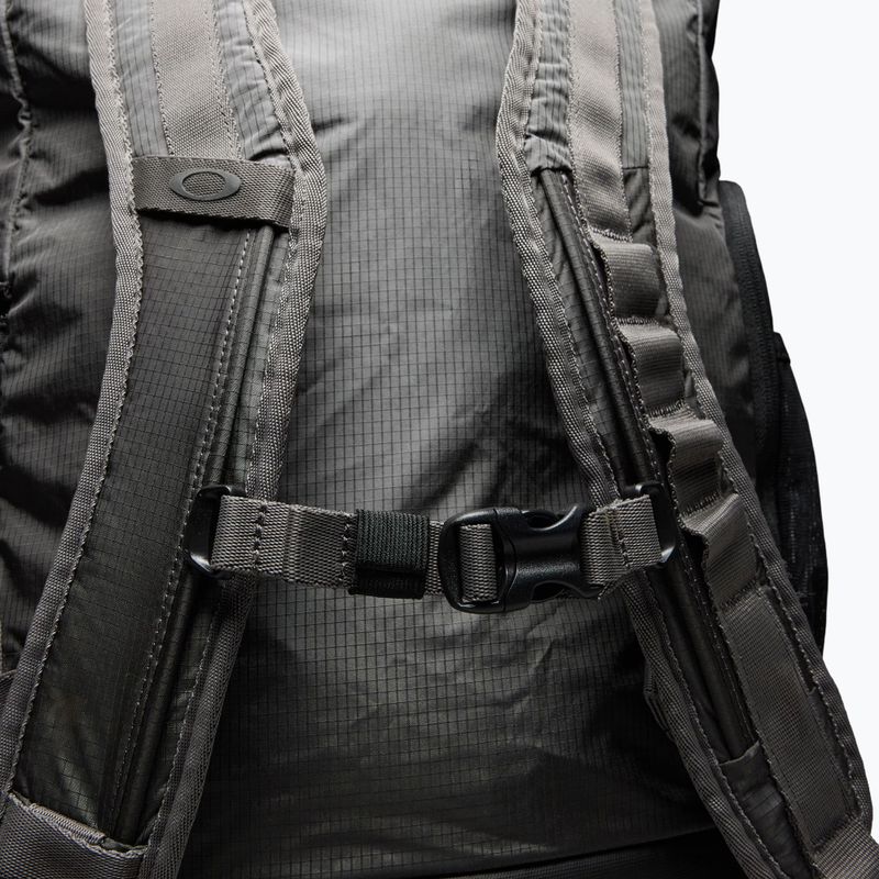Trekingový batoh Oakley Reserve Utility 50 l granite gray 7