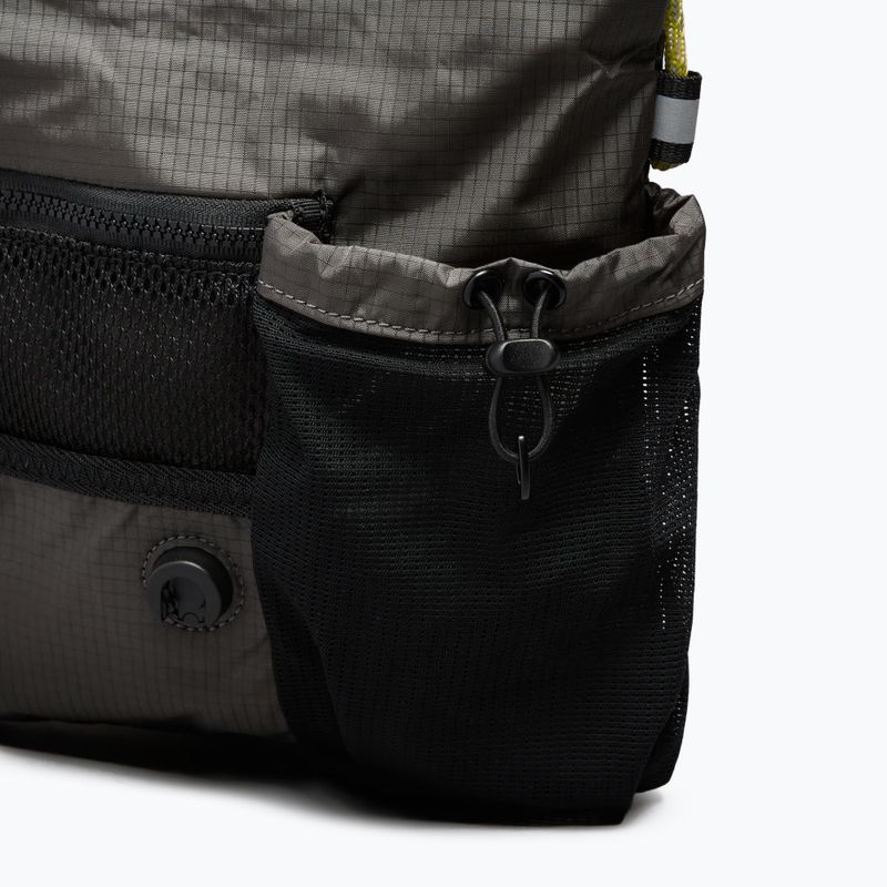 Ľadvinka Oakley Reserve 2 l Granite Gray 5