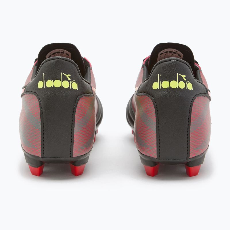 Pánske kopačky Diadora Brasil Elite Veloce R LPU čierno-červené DD-101.179181-D0136-39 11