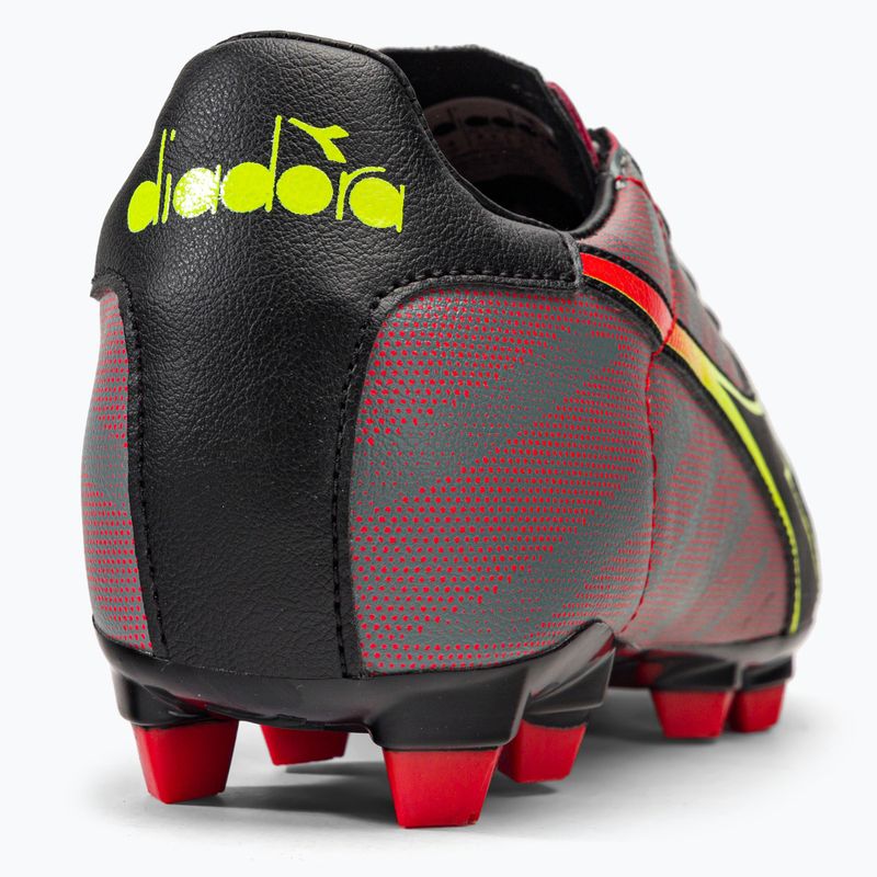 Pánske kopačky Diadora Brasil Elite Veloce R LPU čierno-červené DD-101.179181-D0136-39 9