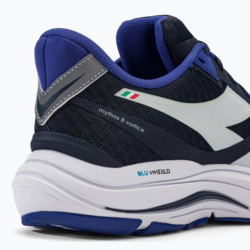 Pánska bežecká obuv Diadora Mythos Blushield 8 Vortice navy blue DD-101.179087-D0244 10