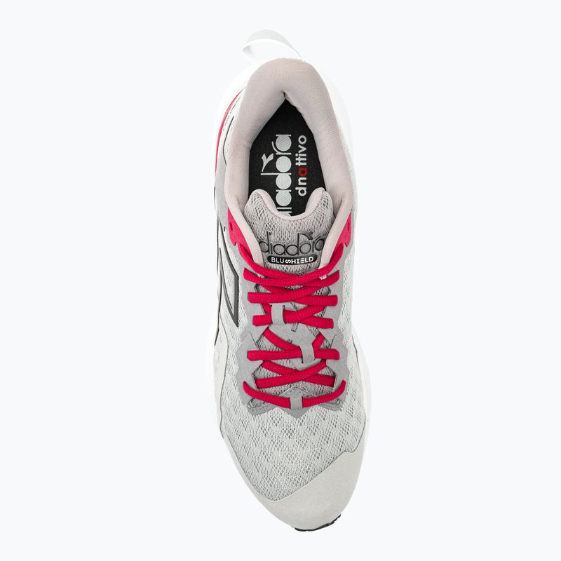 Pánska bežecká obuv Diadora Mythos Blushield Volo 3 silver dd/black/alloy 6