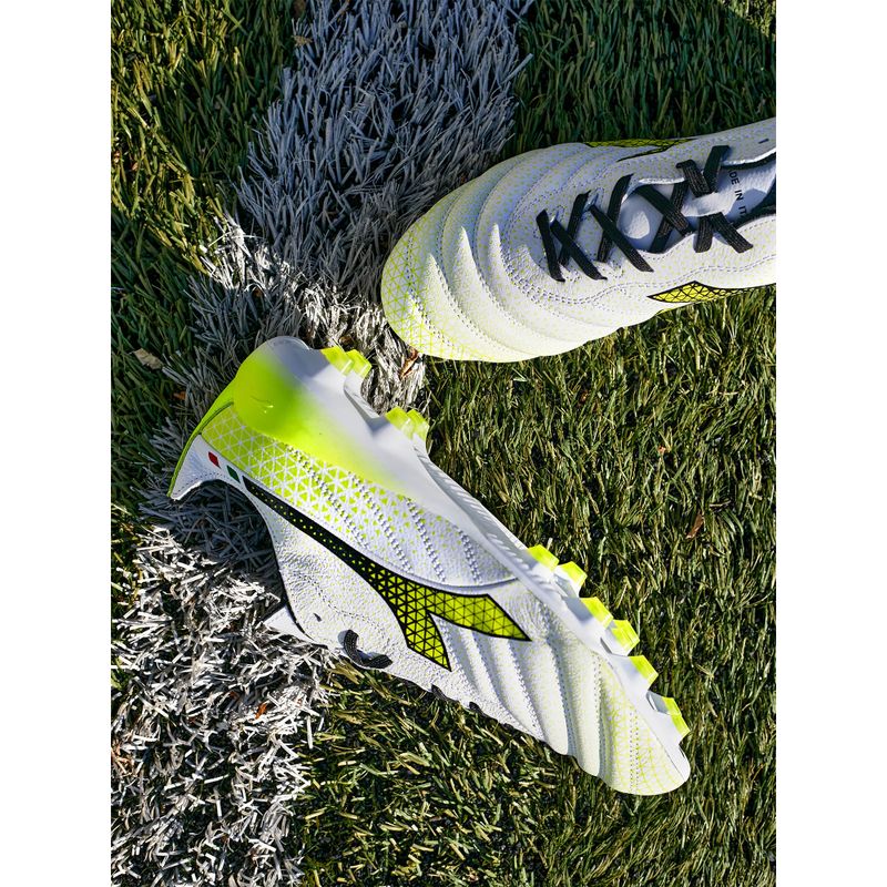 Pánske kopačky Diadora Brasil Elite Tech GR ITA LPX white/black/fluo yellow 18