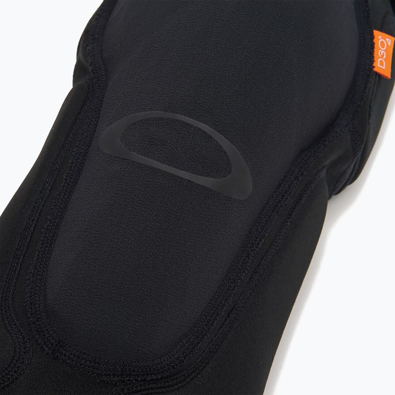 Chrániče cyklistické kolien Oakley Drop In D3O blackout 3