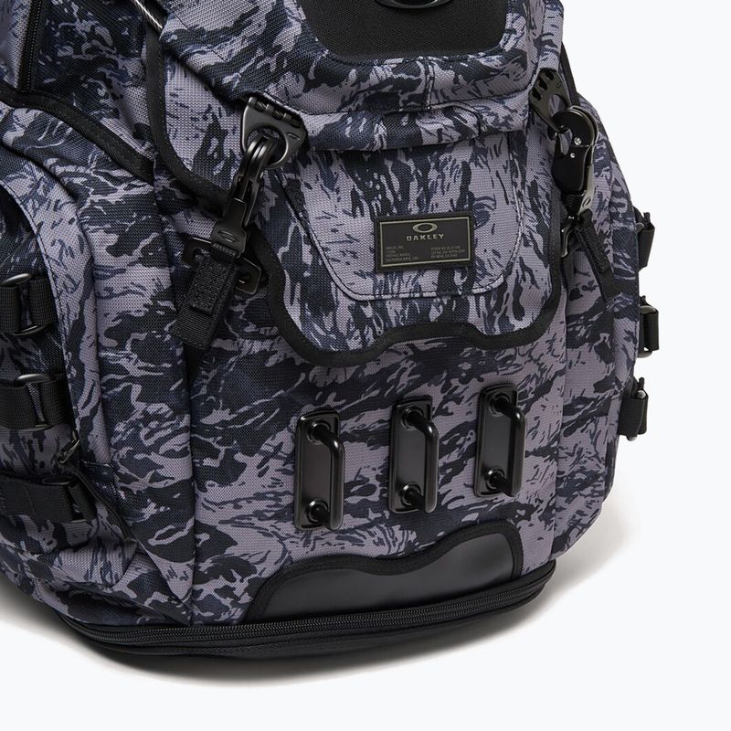 Turistický batoh Oakley Kitchen Sink 34 l tiger mountain camo gr 6