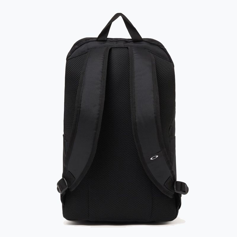 Mestský batoh Oakley Essential Day Pack M 9.0 28 l blackout 2