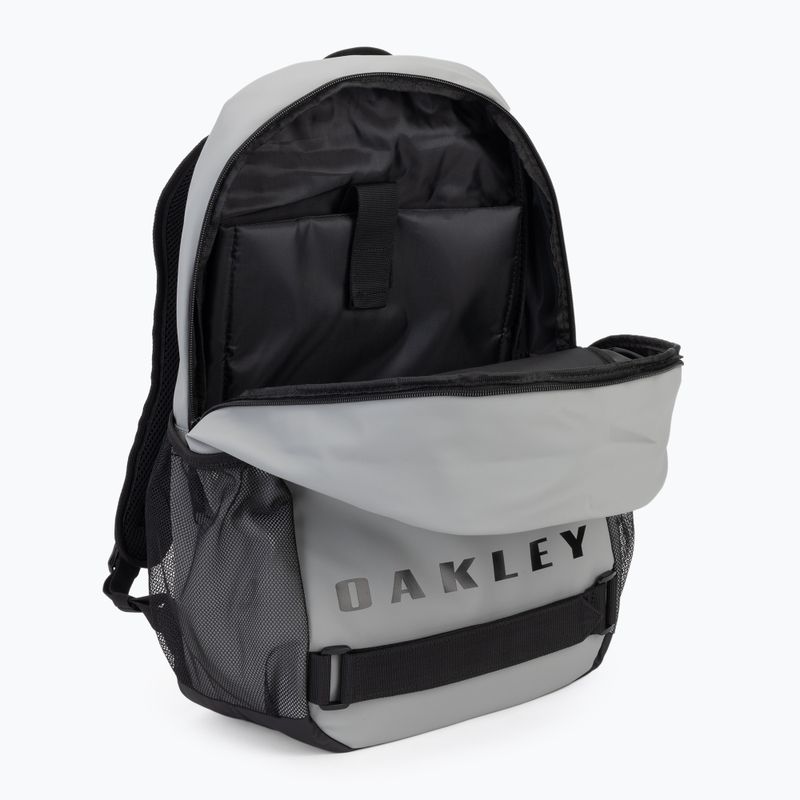 Oakley BTS 20 l cementový mestský batoh 4