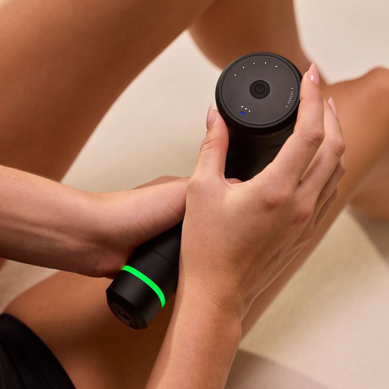 Masážny prístroj Hyperice Hypervolt 3 black 7