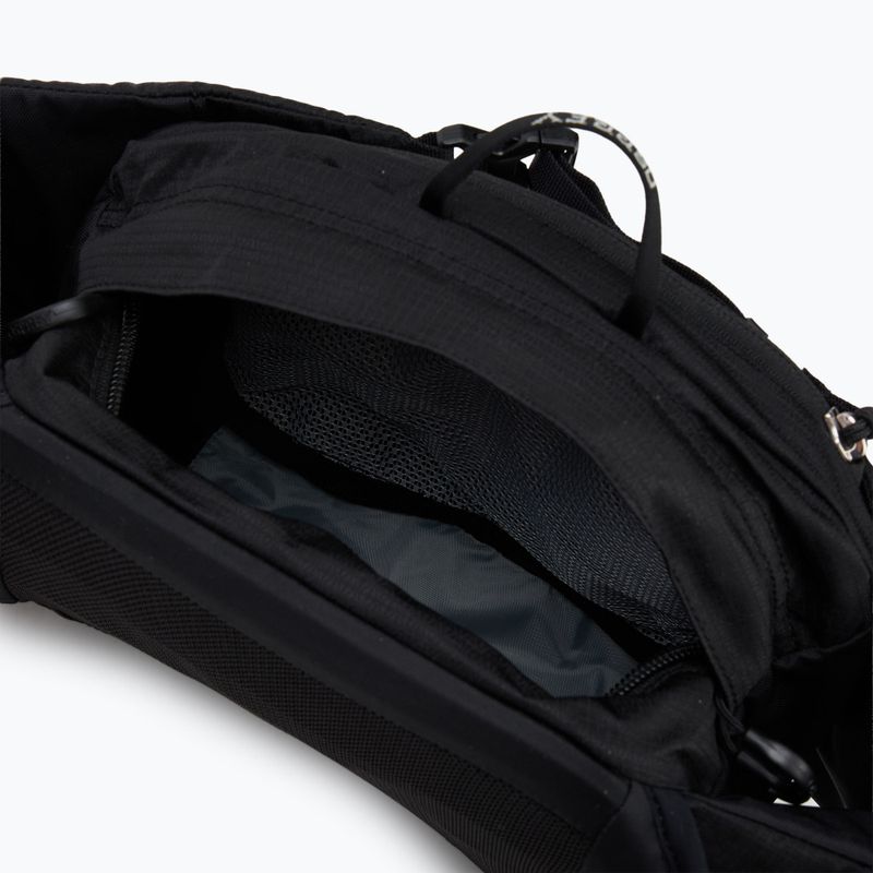 Ľadvinka Osprey Talon 6 l black/coal grey 5