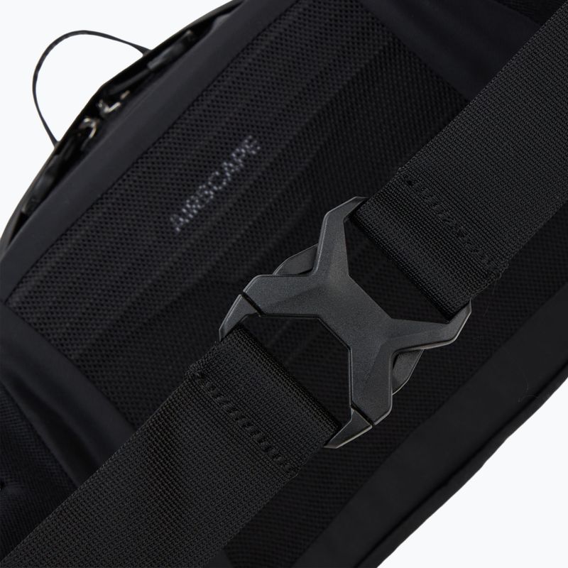 Ľadvinka Osprey Talon 6 l black/coal grey 7