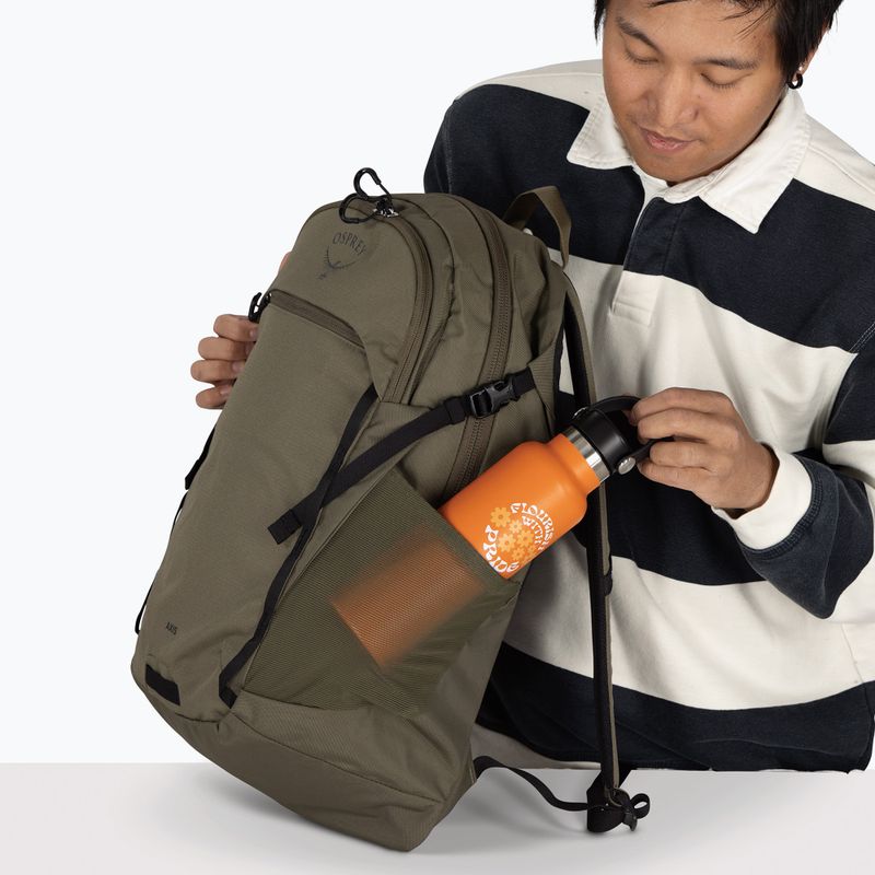 Mestský batoh Osprey Axis 24 l earl grey 10