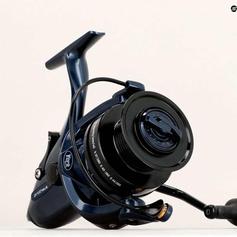 York Protheus pozemný navijak tmavomodrý KYPR6000 5