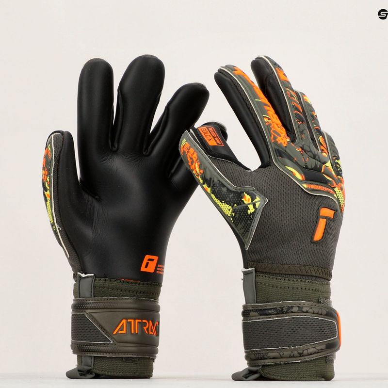 Reusch Attrakt Gold X Finger Support Junior brankárske rukavice zeleno-čierne 5372050-5555 11