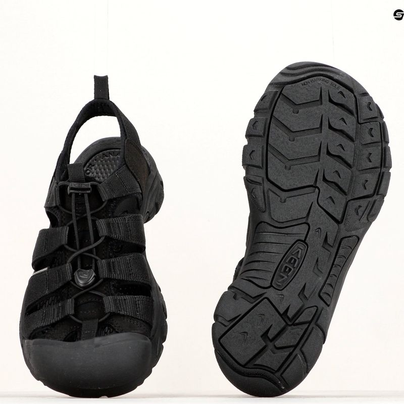 KEEN Newport H2 triple black pánske sandále 11