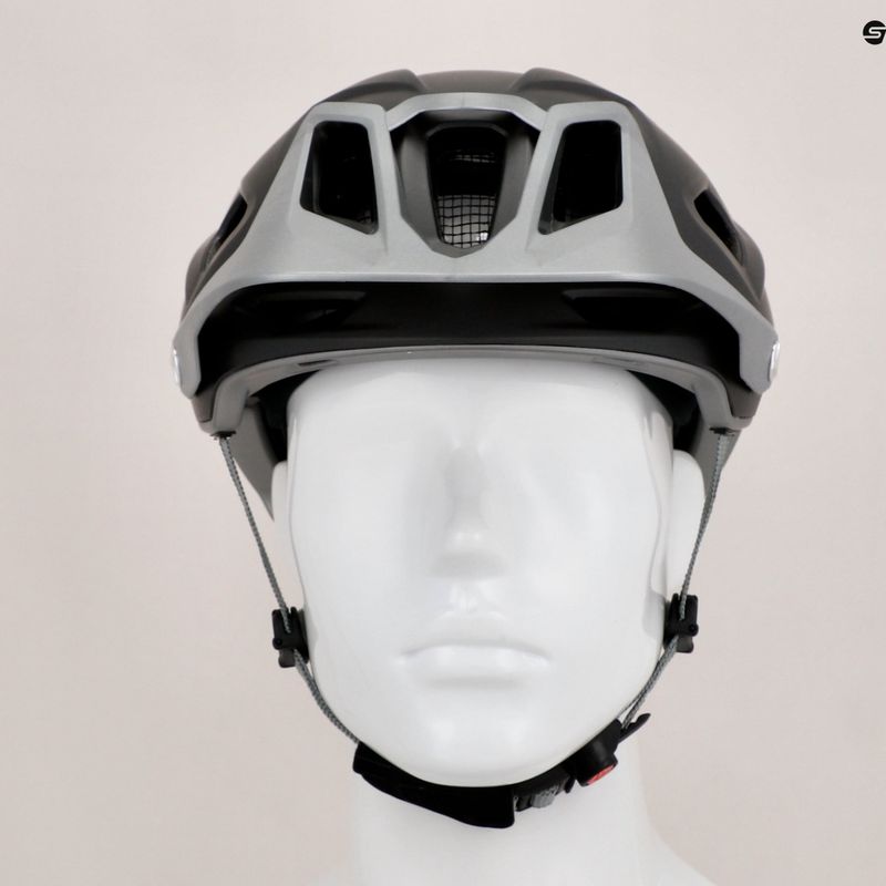 Cyklistická prilba UVEX Quatro Integrale sivá 410970 08 9