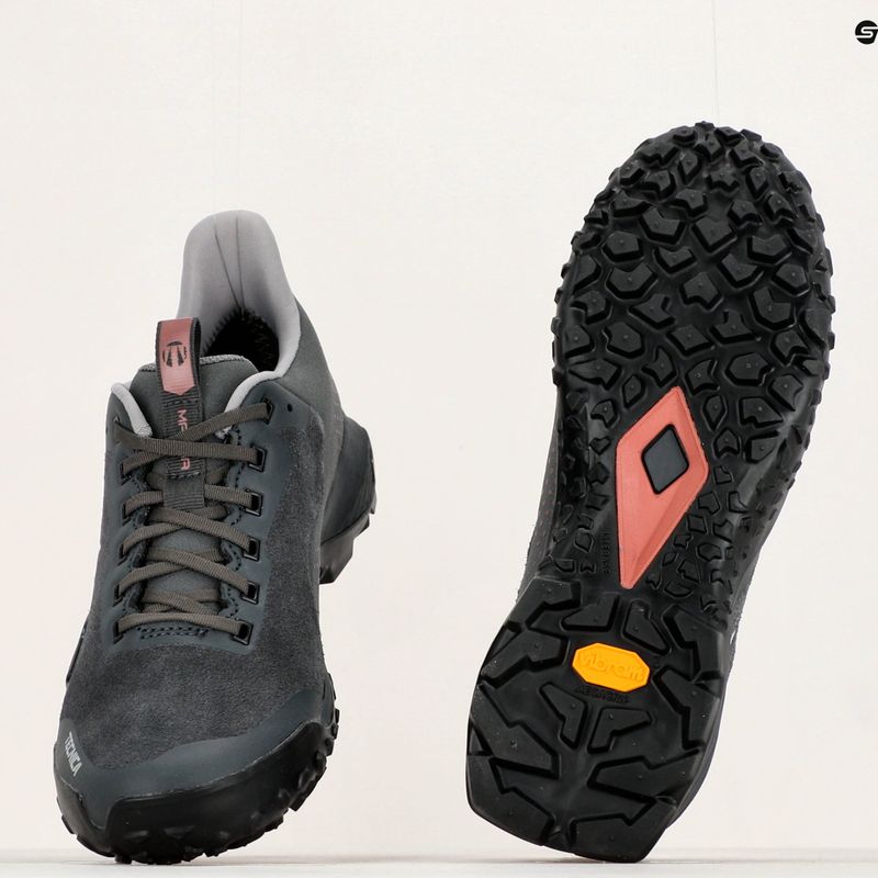 Dámske turistické topánky Tecnica Magma 2.0 GTX grey 21251100001 13