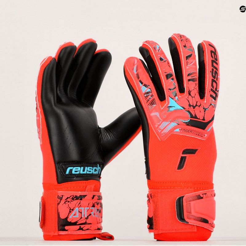 Detské brankárske rukavice Reusch Attrakt Grip Evolution Finger Support Junior červené 5372820-3333 9