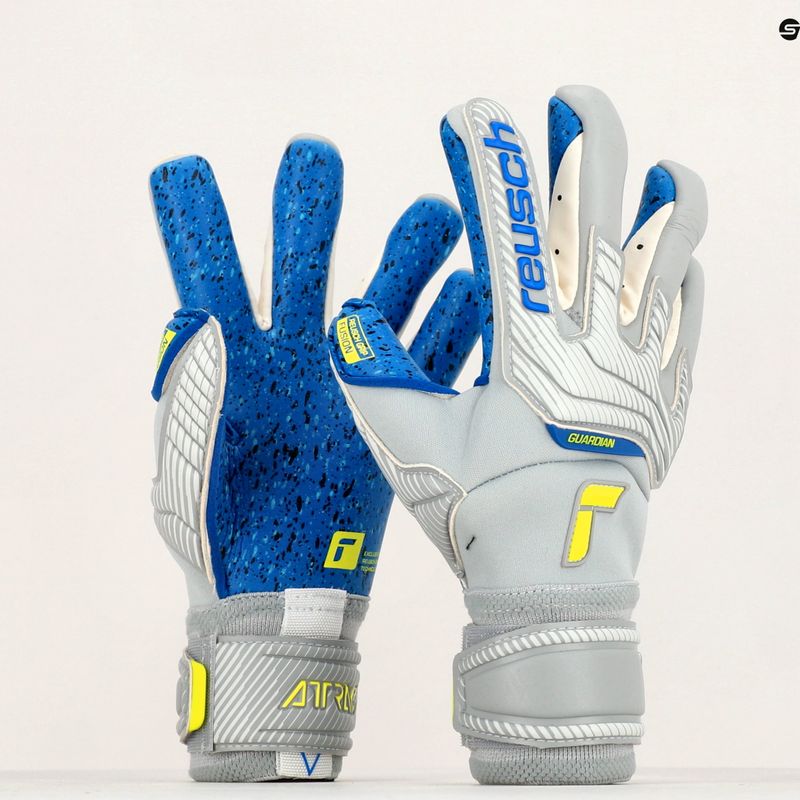 Reusch Attrakt Fusion Guardian sivé brankárske rukavice 527985 7