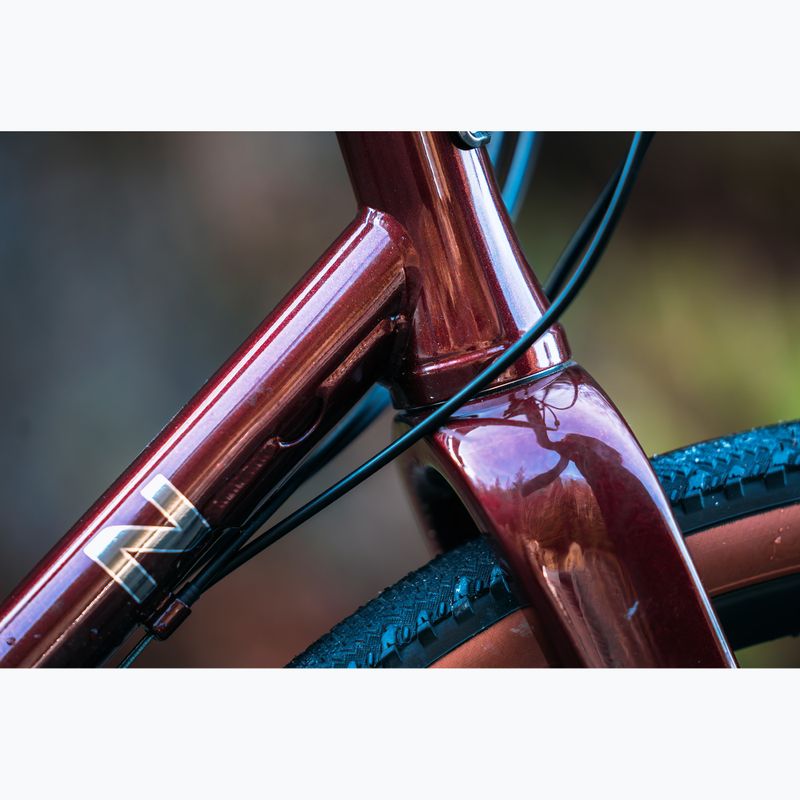 Bicykel gravel Marin Nicasio 2 700C lesklý červený/chrómový gravel bike 7