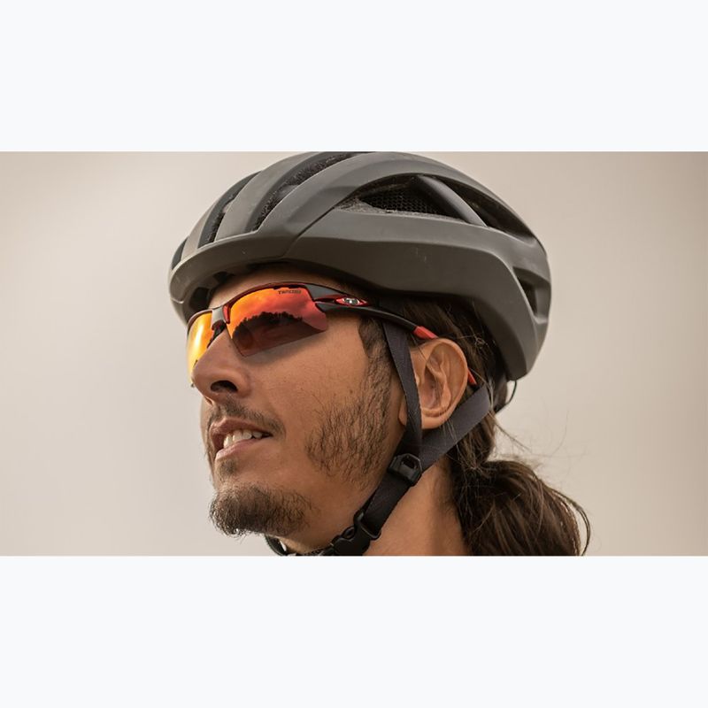 Slnečné okuliare Tifosi Crit Clarion Fototec black/red/clarion red 4