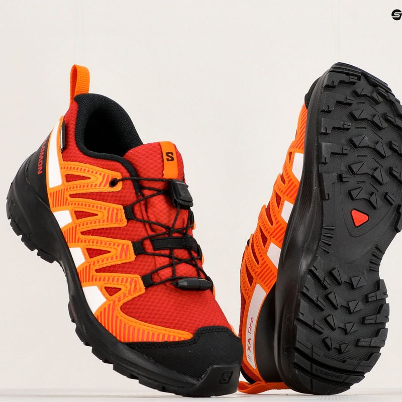 Salomon Xa Pro V8 CSWP red/black/opeppe detská treková obuv 18