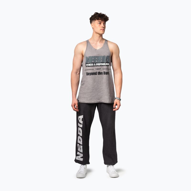 Pánske športové tielko NEBBIA Washed-Off Stringer Max Out light grey 2