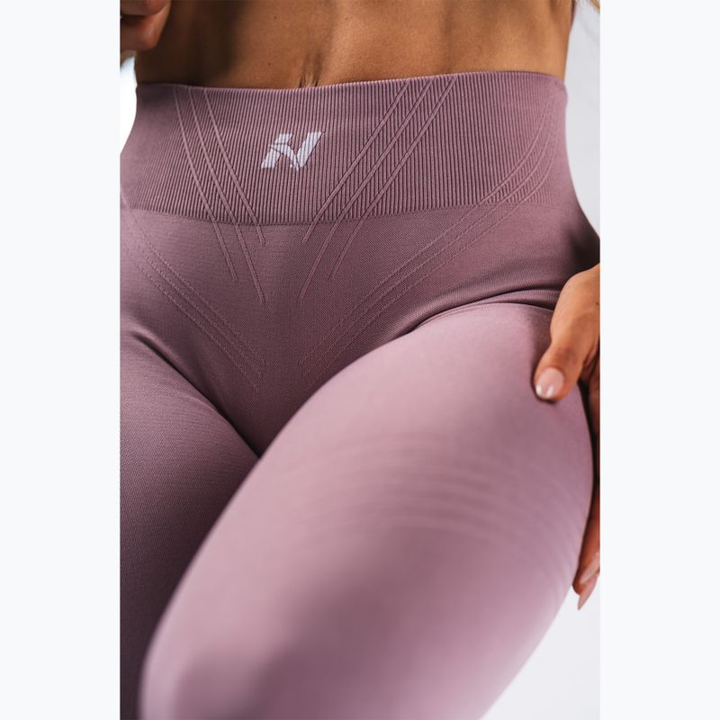 Dámske tréningové legíny NEBBIA Flow Seamless Maximum Push-Up pink 5