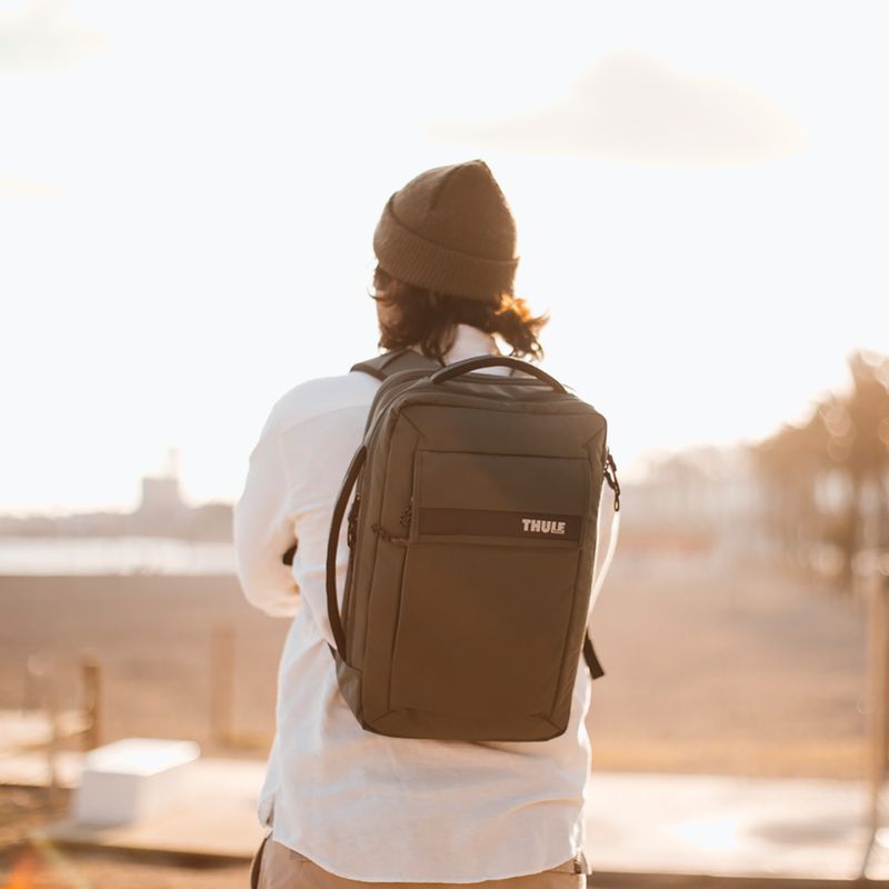 Thule Paramount konvertibilný batoh na notebook 15,6" 16 l čierny 18
