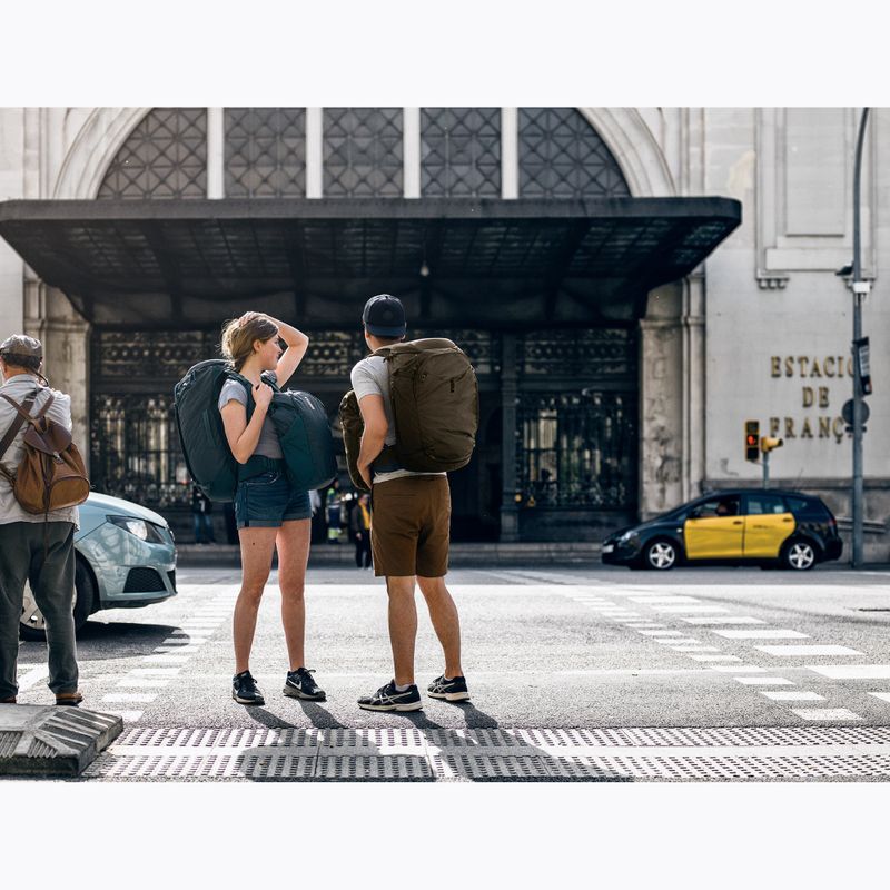 Turistický batoh Thule Landmark 60 l deep khaki 17