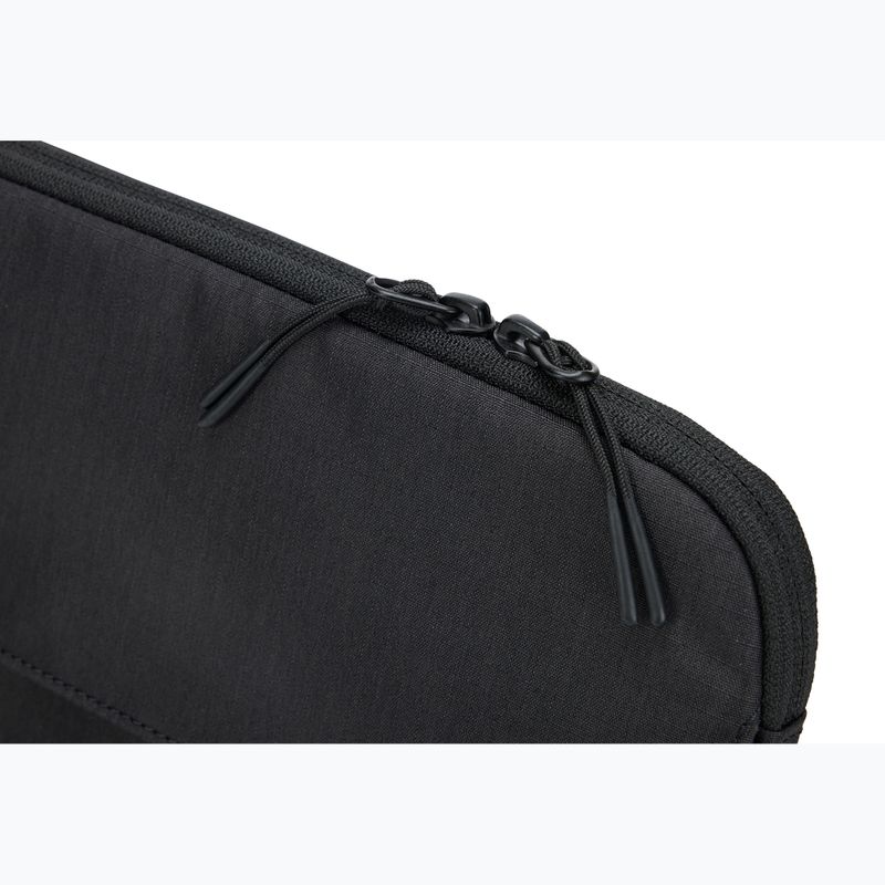 Puzdro na MacBook Air 15" Thule Lithos Sleeve black 8