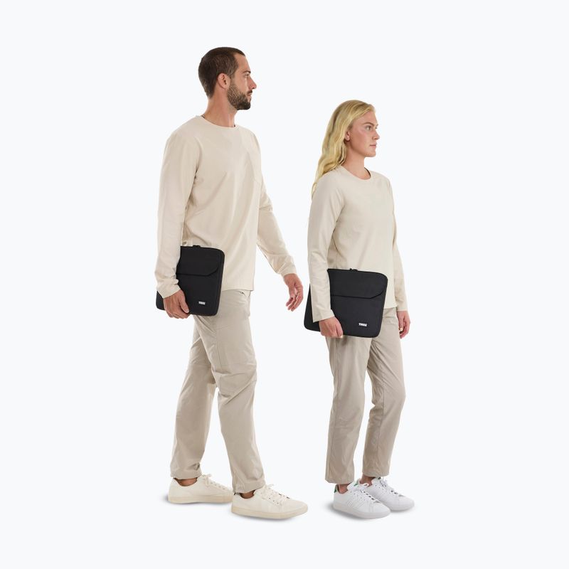 Puzdro na MacBook Air 15" Thule Lithos Sleeve black 10