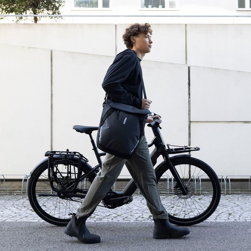 Cyklistická taška na nosič Thule Chasm Courier Inlock 22 l black 6