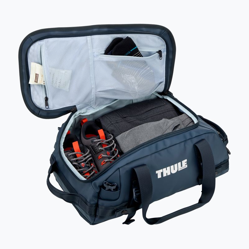 Cestovná taška Thule Chasm Duffel 30 l darkest blue 9
