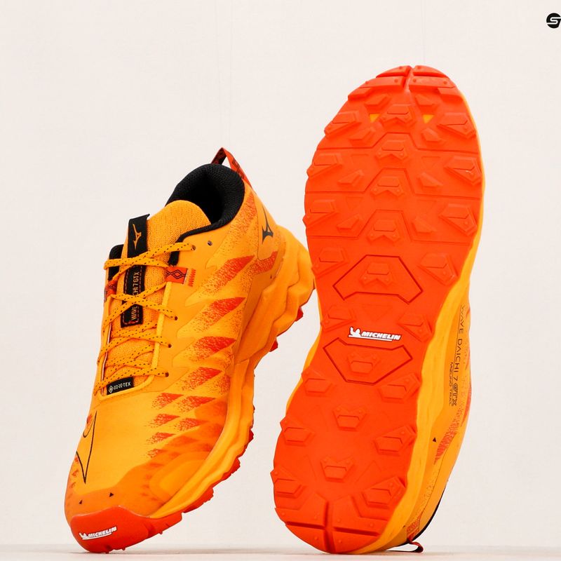 Pánska bežecká obuv Mizuno Wave Daichi 7 GTX zinnia/tigerlily/black 12