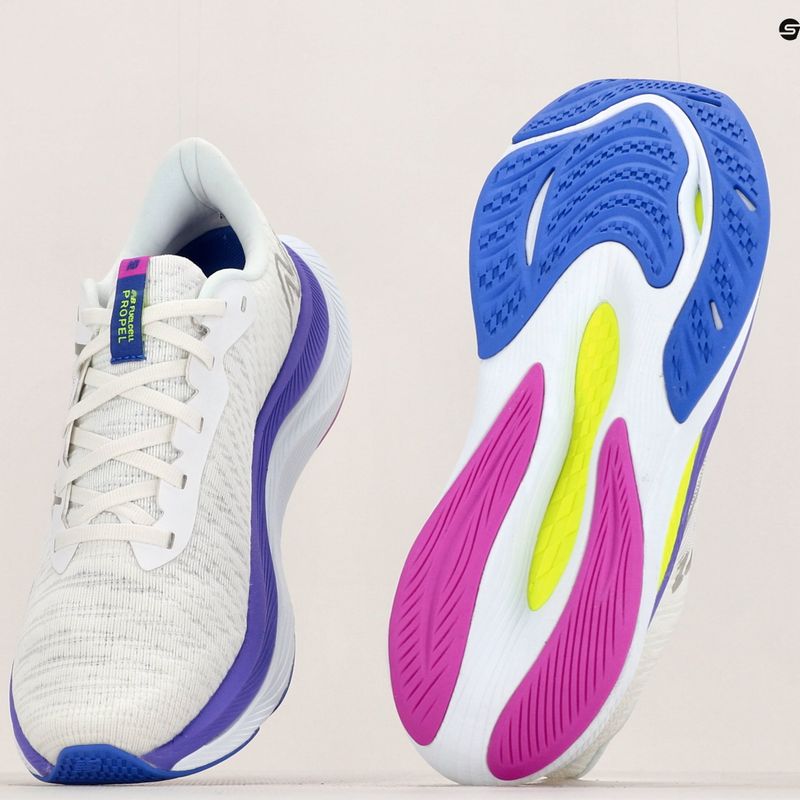 New Balance FuelCell Propel v4 white/multi dámska bežecká obuv 15