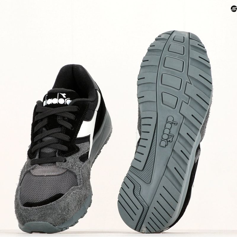 Topánky Diadora N902 Hairy Suede black/black 17