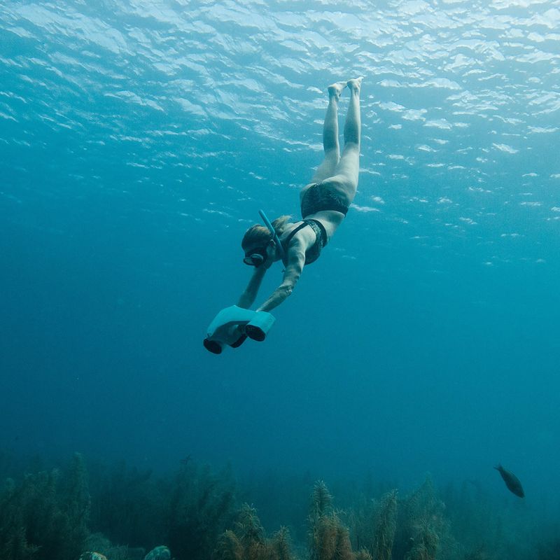 Potápačský skúter Skuter podwodny JOBE Infinity Seascooter Package 11