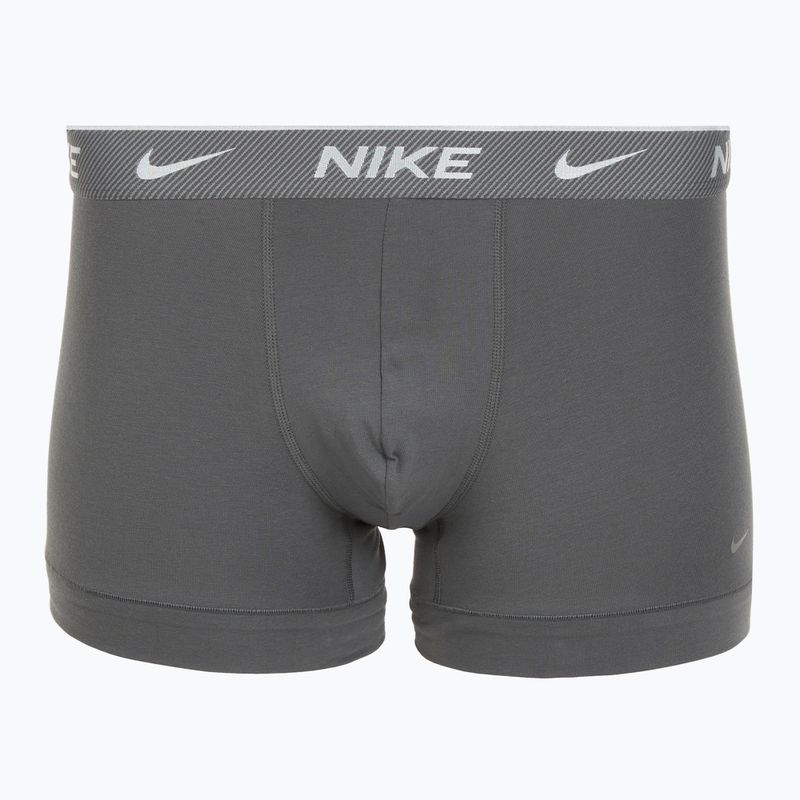 Pánske boxerky Nike Everyday Cotton Stretch Trunk 3 pary black/iron gry/cool grey high shine textured wb 3