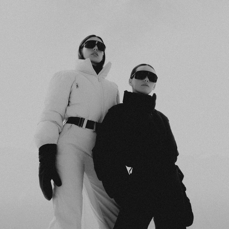 Dámsky lyžiarska kombinéza Nikkie Nevern Ski cream 9