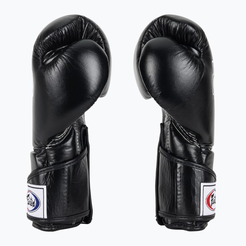 Štýlové boxerské rukavice Fairtex Angular Sparring - s uzamknutým palcom čierne 4