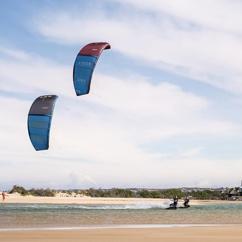 Airush One V2 kitesurfing kite modrá/červená 3053220001005 3