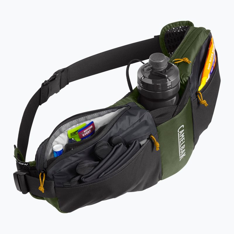 CamelBak Podium Flow 4 cykloľadvinka s 620 ml fľašou 12