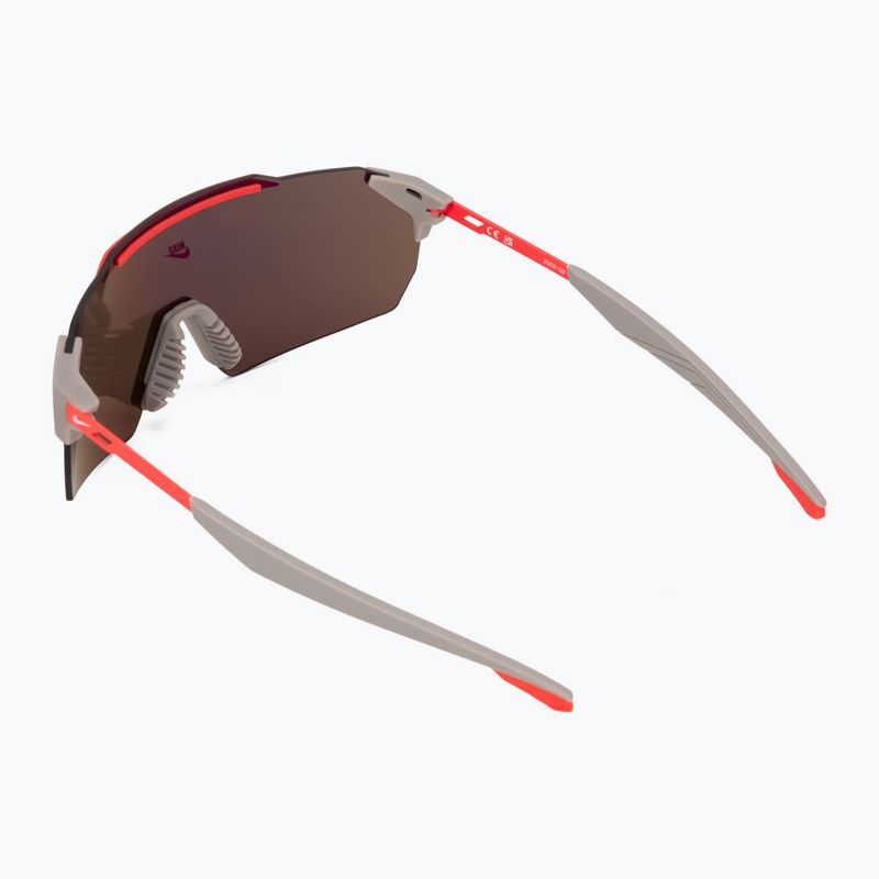 Slnečné okuliare Nike Limitless Shield college grey/orange mirror 2