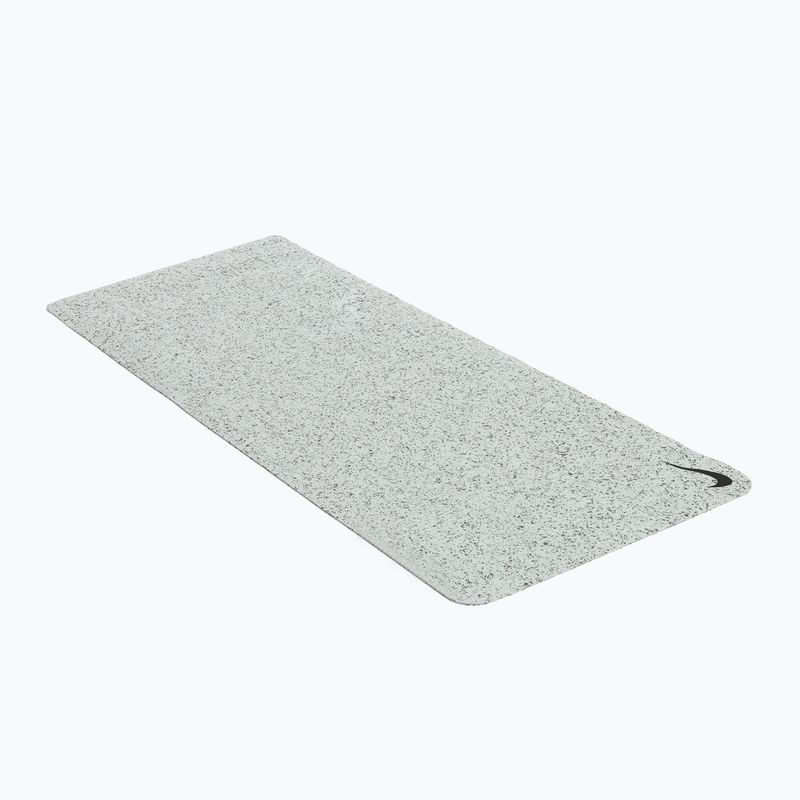 Podložka na jogu Nike Move 4 mm sivá N1003061-919