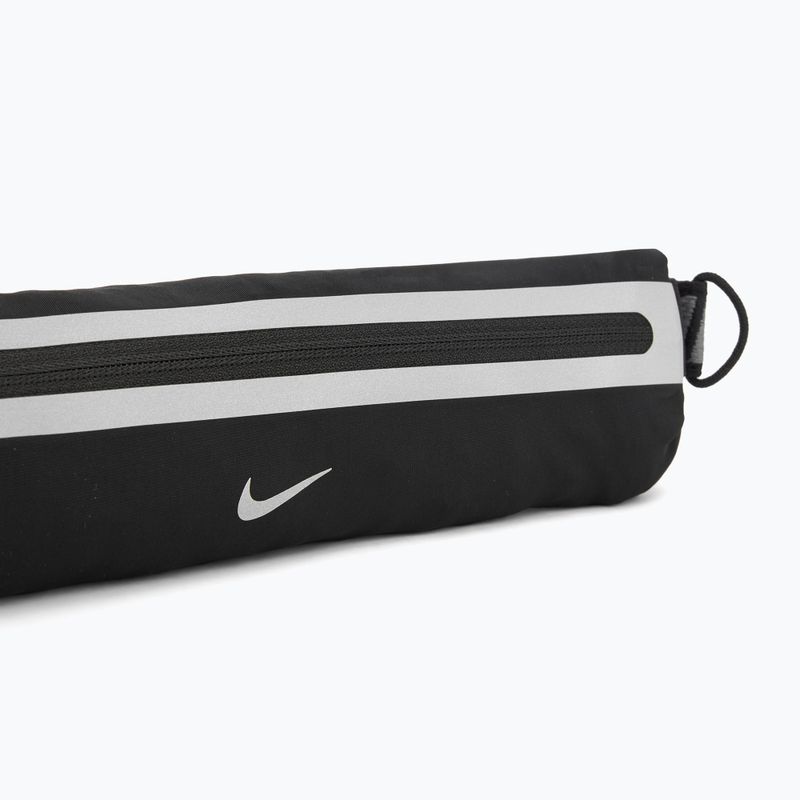 Bežecký opasok Nike Slim 4.0 black/black/silver 4